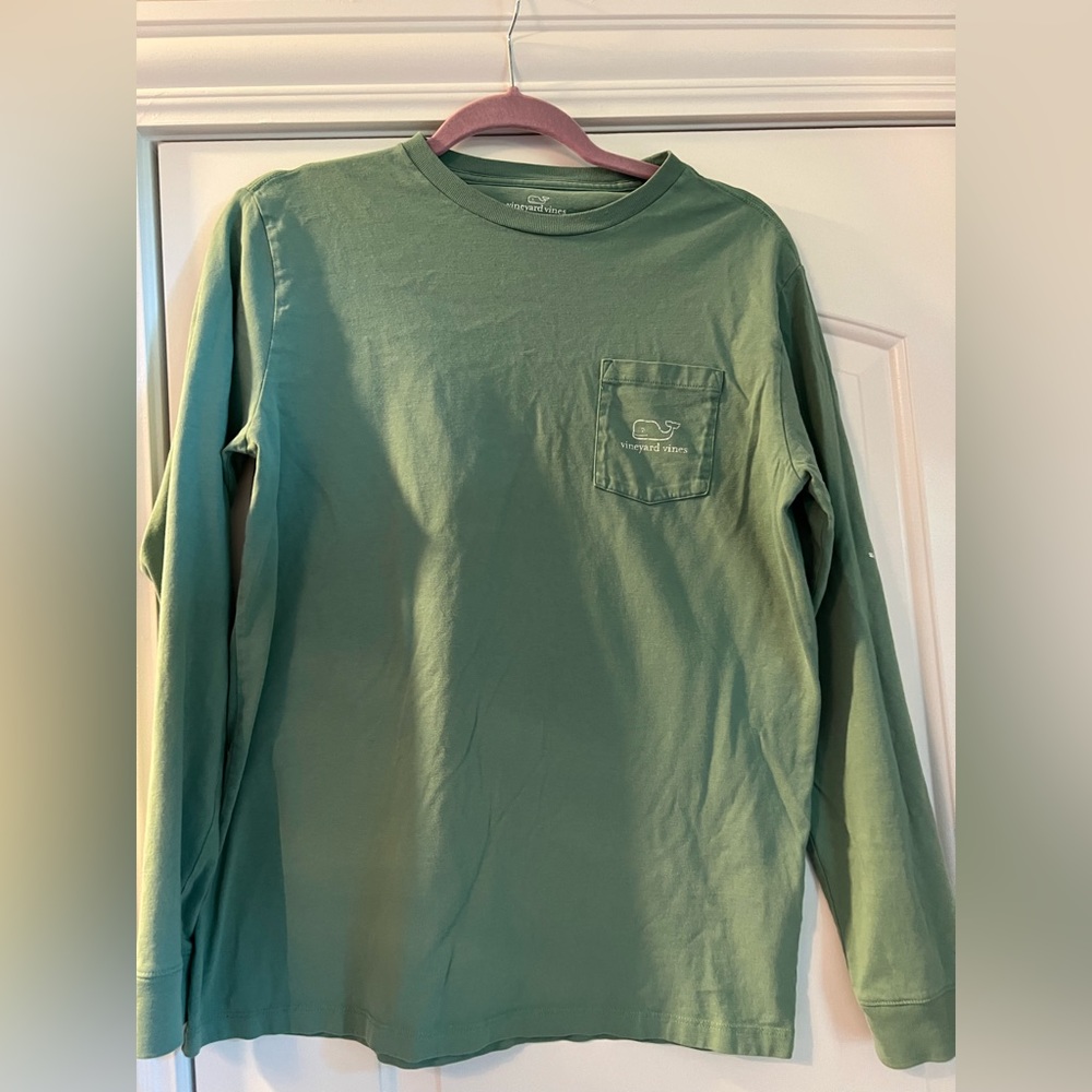 Vineyard Vines. Boys youth XL. Long sleeve tshirt.